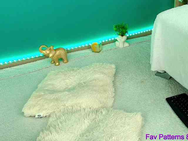 Emma-Donovani webcam