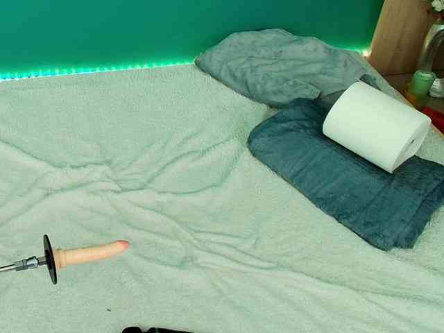 Emma-Donovani Emma-Donovani