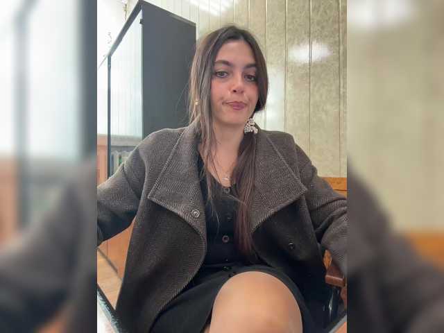 Sex chat gratuit in direct cu NikkySecrets pe BongaCams