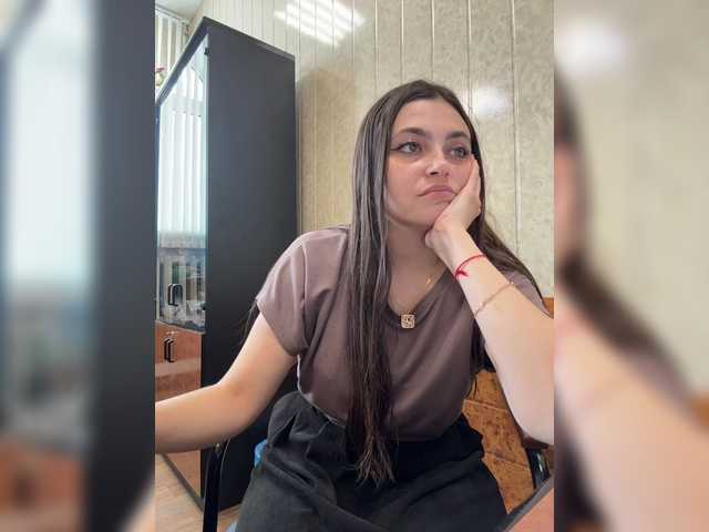 NikkySecrets from BongaCams