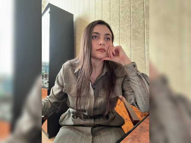 NikkySecrets's BongaCams show and profile