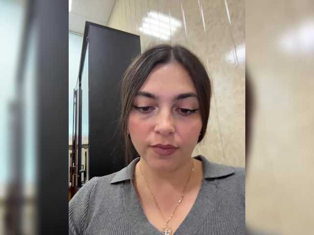 Sex chat gratuit in direct cu NikkySecrets pe BongaCams