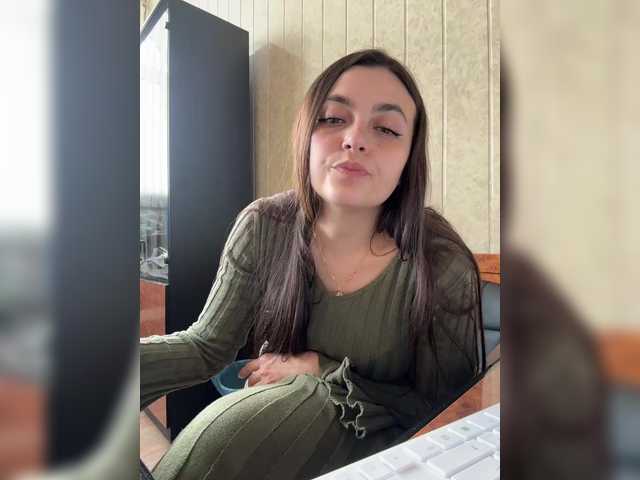 NikkySecrets's BongaCams show and profile