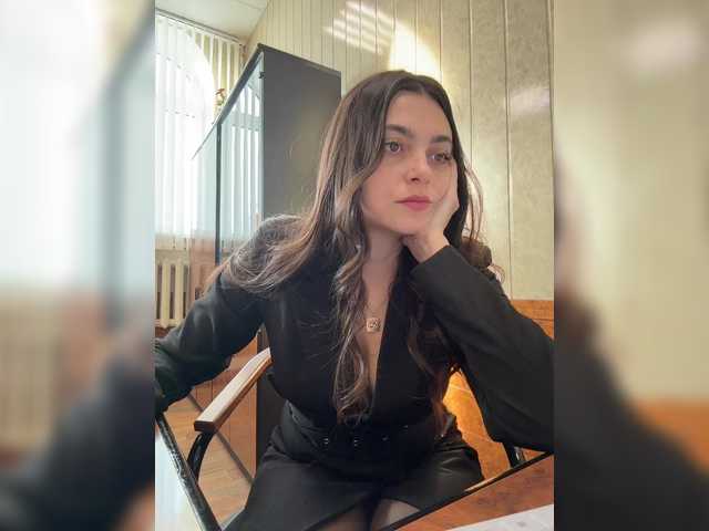 go to chat with LustySass