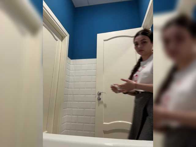 NikkySecrets's BongaCams show and profile