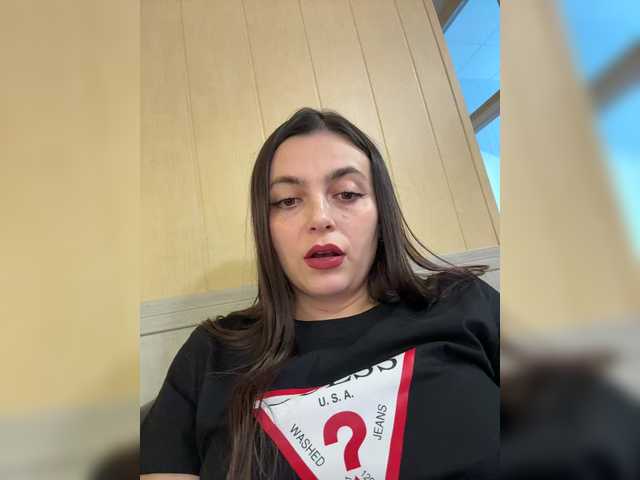 NikkySecrets's BongaCams show and profile