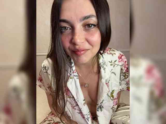 LustySass webcam