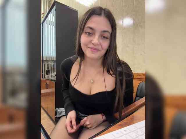 nude amateur cam NikkySecrets