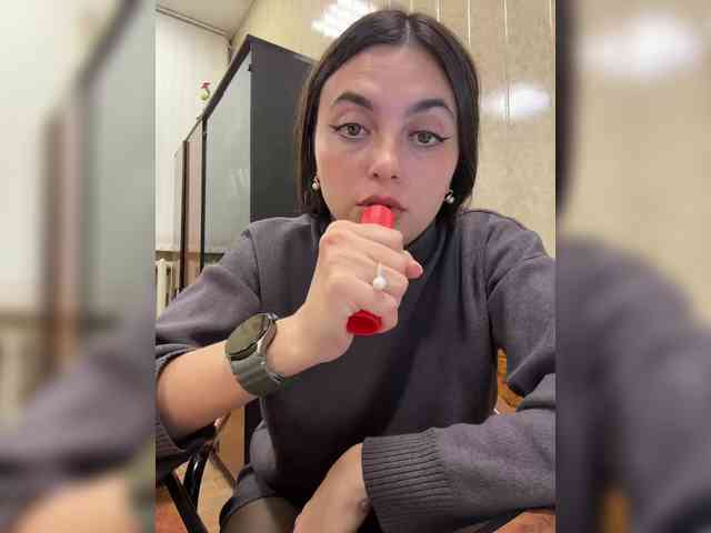 LustySass webcam