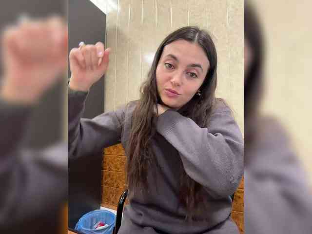 LustySass webcam