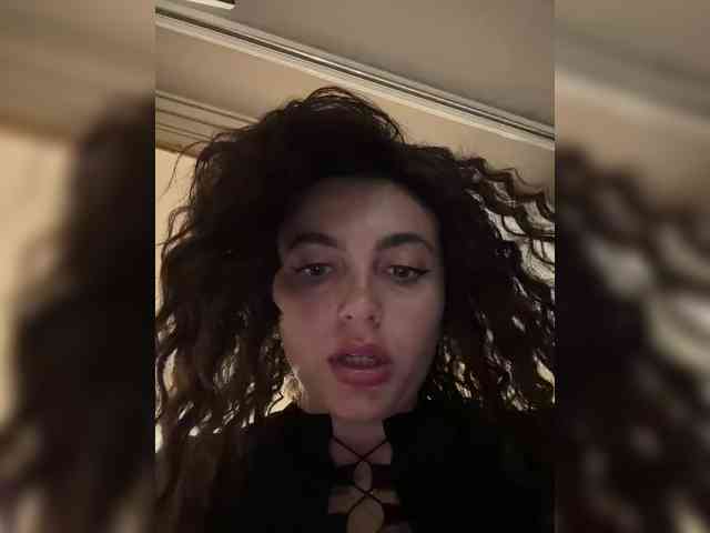 LustySass webcam