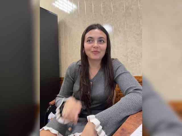 LustySass webcam