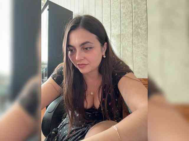 LustySass webcam