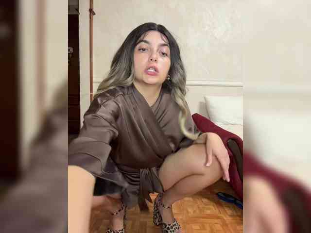 LustySass webcam