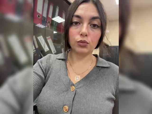 LustySass webcam