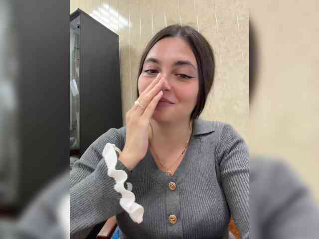 LustySass webcam