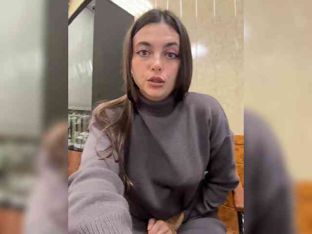 LustySass webcam