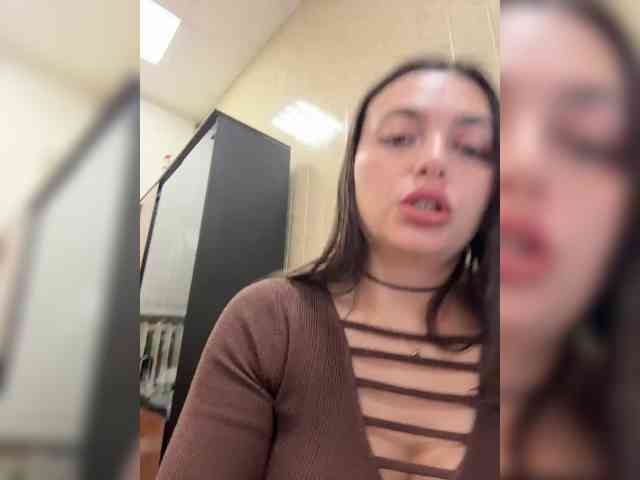 xxx chatroom NikkySecrets