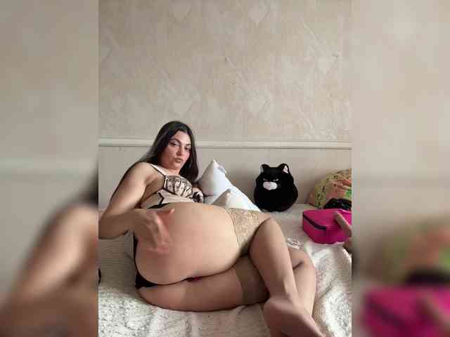 LustySass webcam