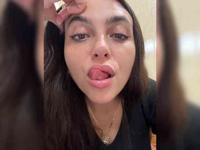 LustySass webcam
