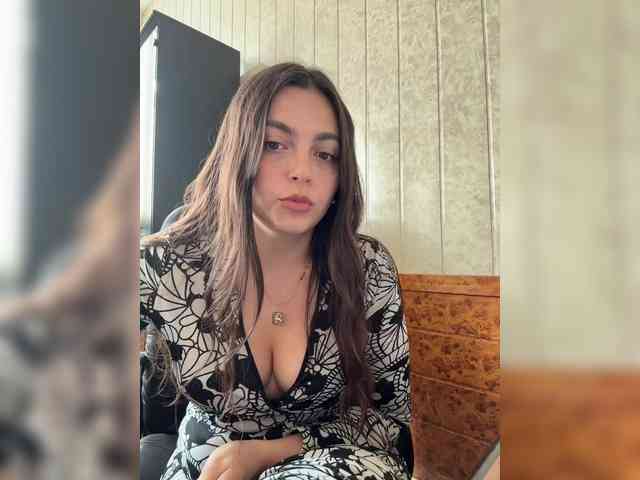LustySass webcam