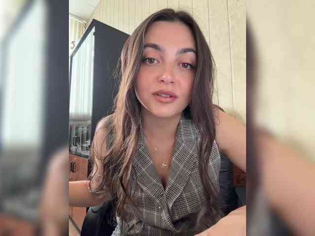 LustySass webcam