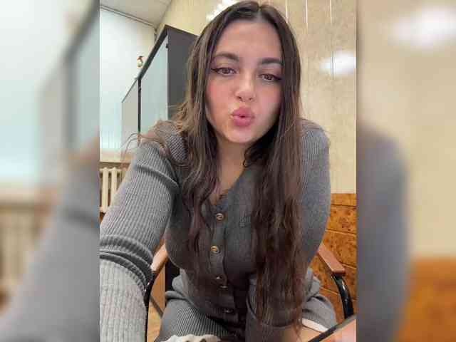 LustySass webcam