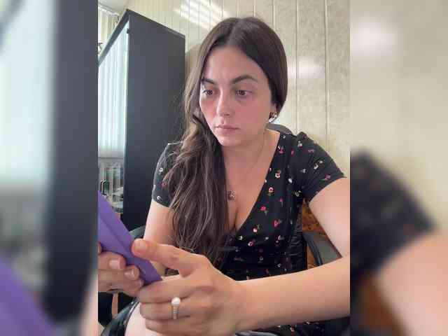 LustySass webcam