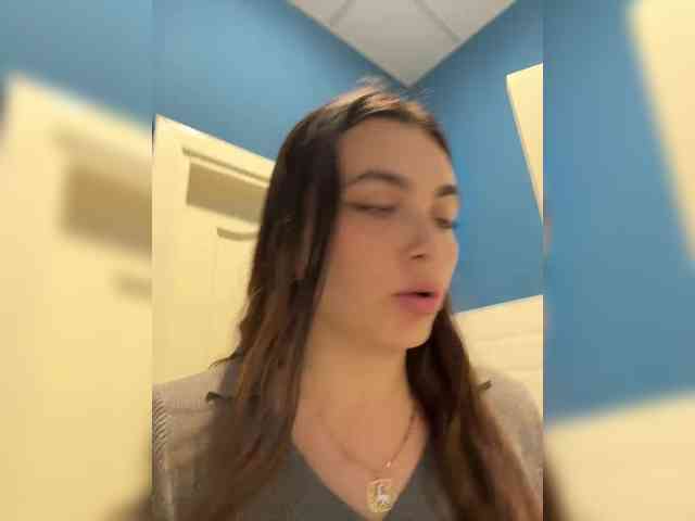 LustySass webcam