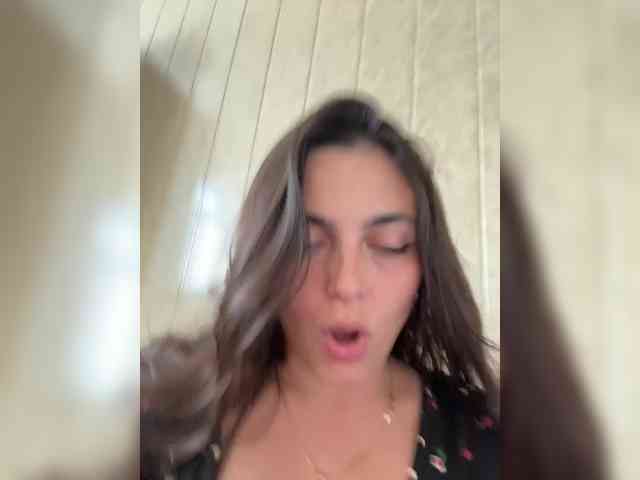 nude live chat room NikkySecrets