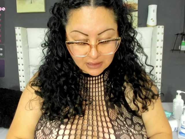  hazel-milf chat room