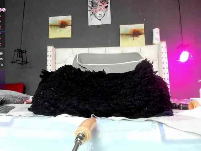 hazel-milf webcam
