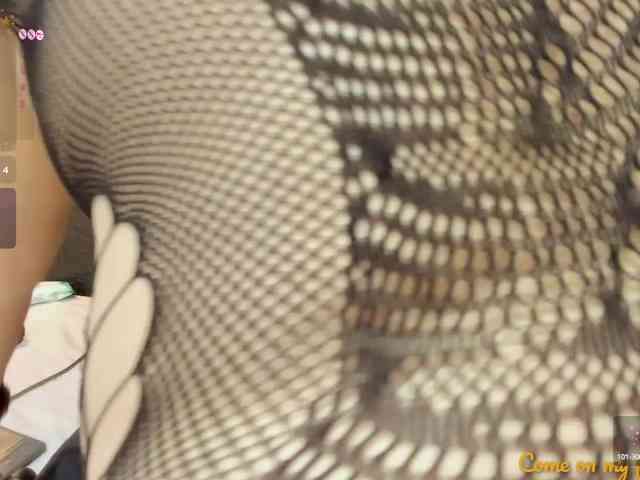 hazel-milf webcam