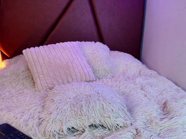 Lexi-Howard-'s BongaCams show and profile