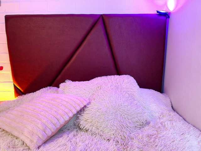 Lexi-Howard-'s BongaCams show and profile