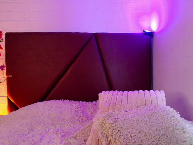 Lexi-Howard-'s BongaCams show and profile