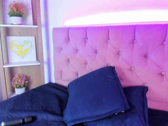 Lexi-Howard- webcam