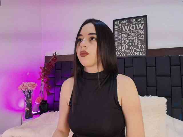 Lexi-Howard- webcam
