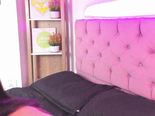 Lexi-Howard- webcam