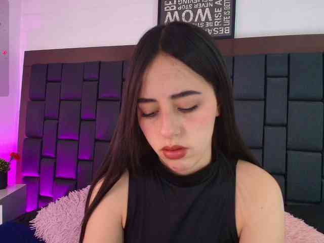 Lexi-Howard- webcam