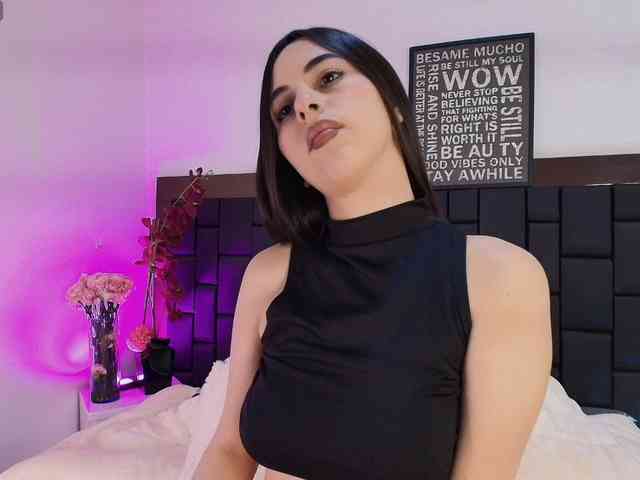 Lexi-Howard- webcam