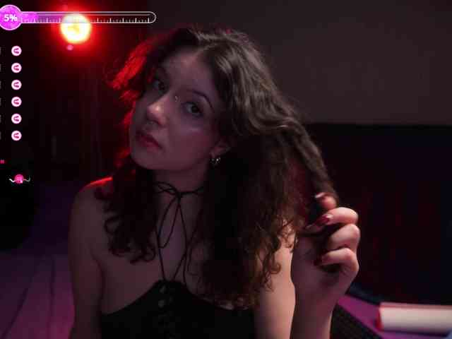Megan_Cox webcam