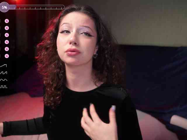 Megan_Cox webcam