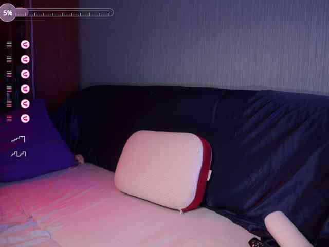 Megan_Cox webcam