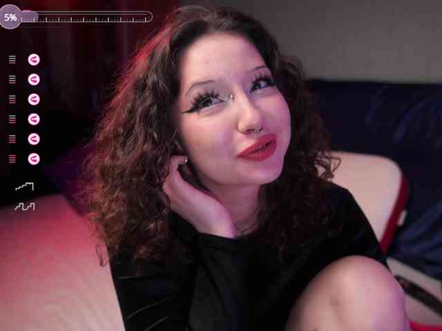 Megan_Cox webcam