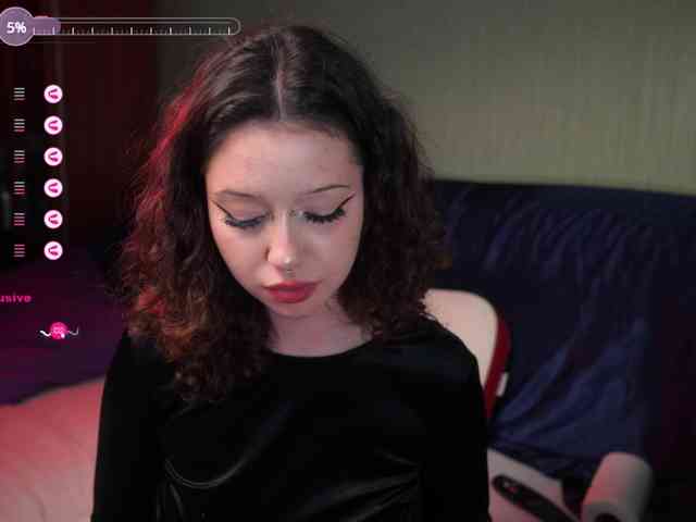 Megan_Cox webcam