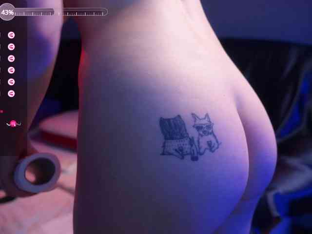 live voyeur webcam Megan-Cox