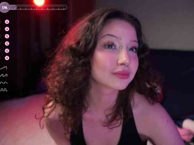 Megan_Cox webcam