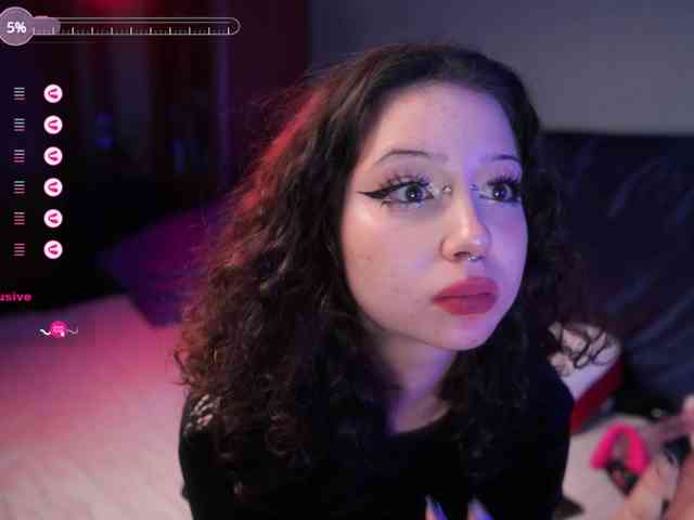 Megan_Cox webcam