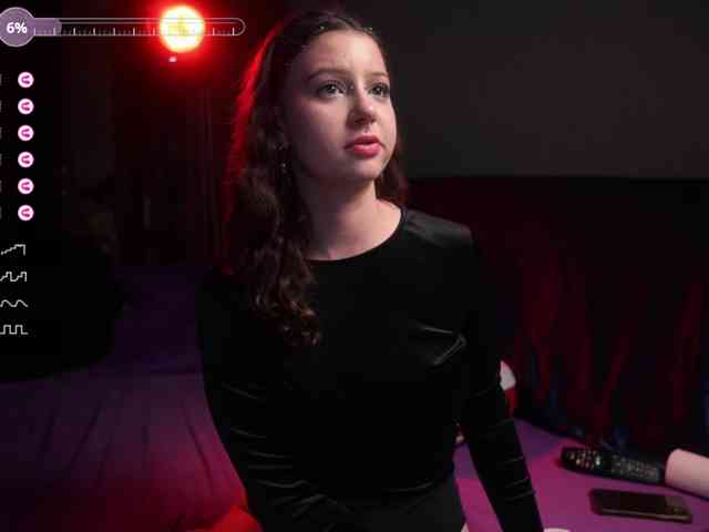 Megan_Cox webcam